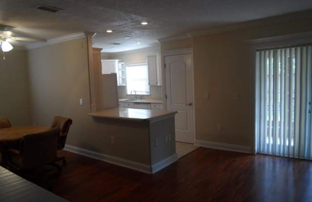 MI Condo Gallery 3