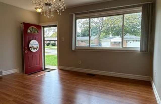 32630 DOWLAND Drive Gallery 3