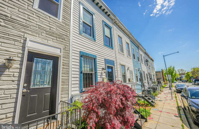647 20TH STREET NE Gallery 2