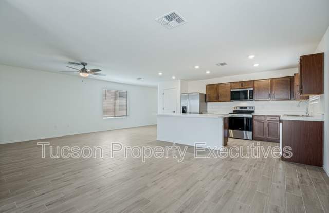 10657 South Astraia Drive Gallery 3