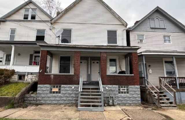 368 3rd Street Pitcairn, PA 15140 2 bed/ 1 bath Townhome photos photos