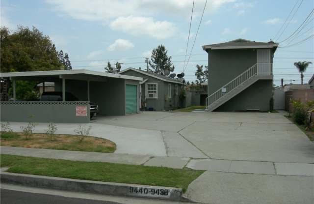 9438 Beverly Street Gallery 2