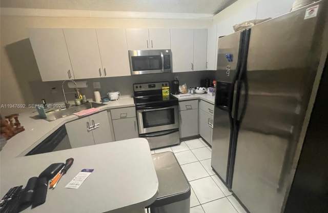 11458 NW 91st Ct photos photos