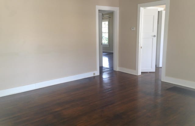 1104 North LBJ Drive photos photos