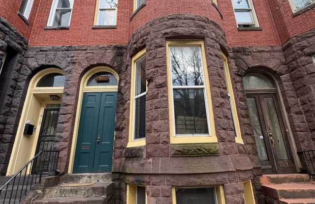 Well-Appointed Charles Village/Station North 5bd/4ba w/ W/D. Available Now!! photos photos