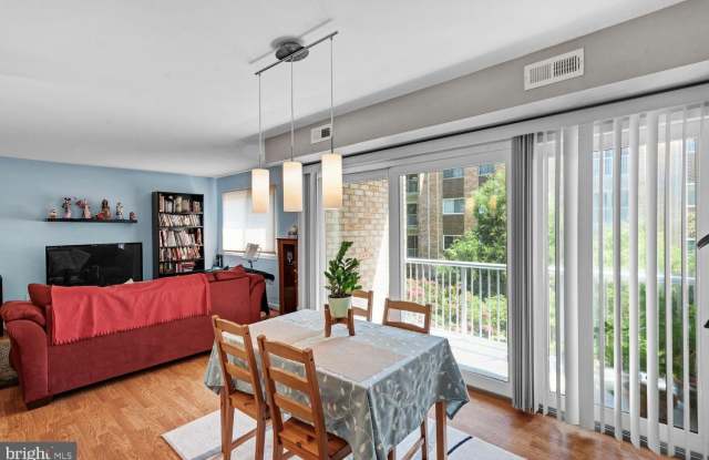 2910 KINGS CHAPEL ROAD photos photos