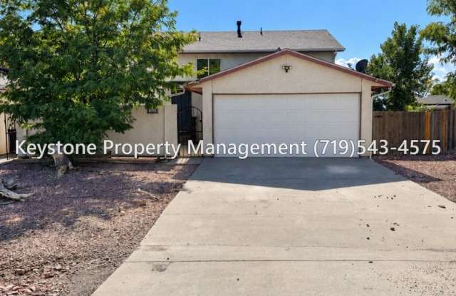 APPLICATION FEE REIMBURSED! Nicely Maintained Duplex in Pueblo West 3 Bed/2 Bath/2 Car Garage  $1800/$1800 Gallery 1