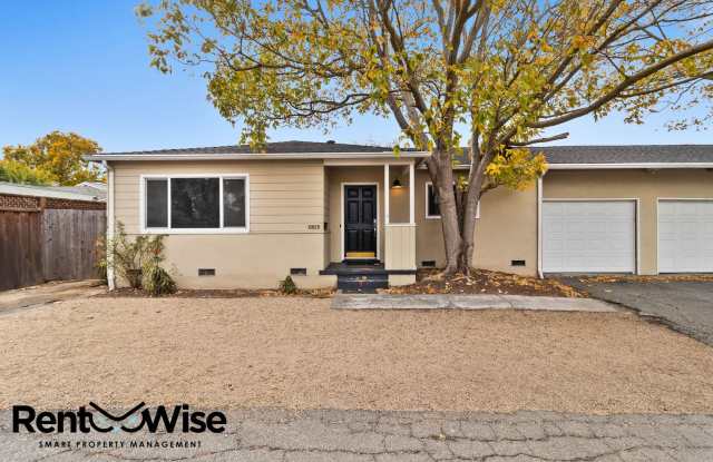 1082 15th Ave Unit B - 1082 Fifteenth Avenue, Redwood City, CA 94063
