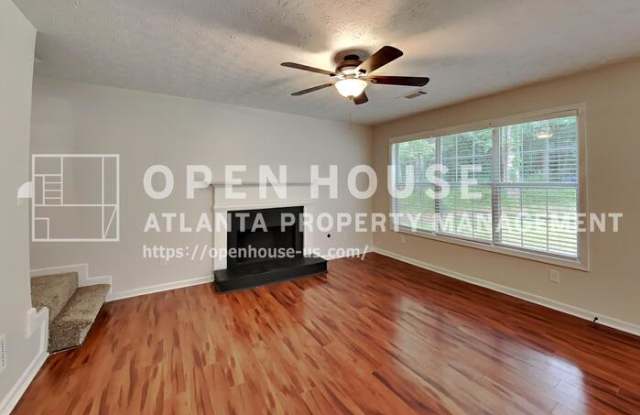 7318 Coral Lake Drive Gallery 3