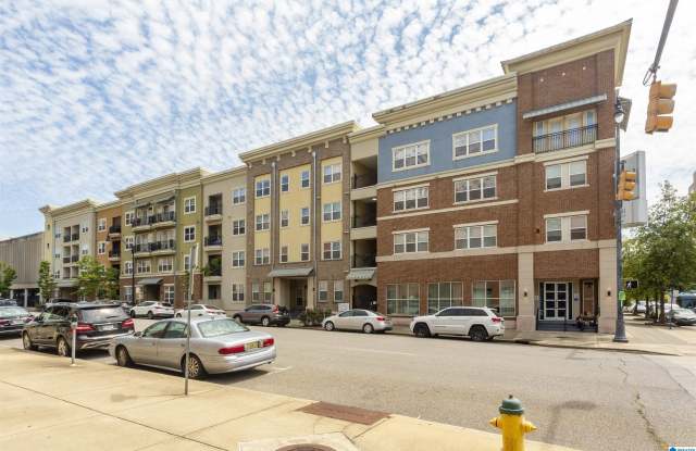 2020 5TH AVENUE photos photos