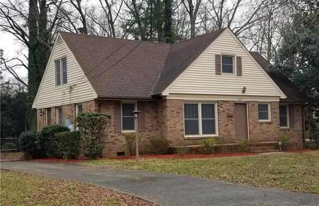1317 Shannonhouse Drive Gallery 3