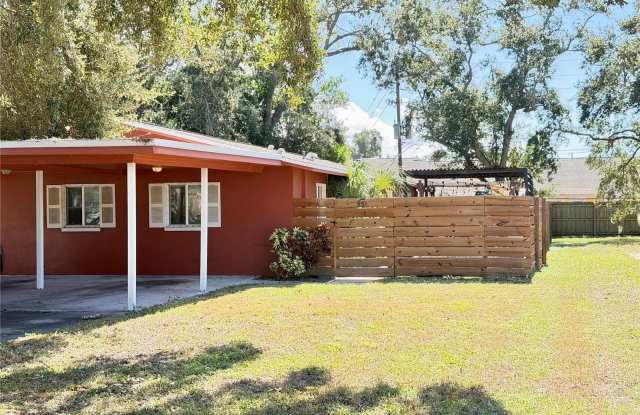 551 LAURA LANE photos photos