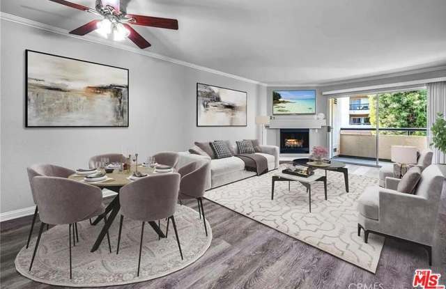 5565 Canoga Ave photos photos