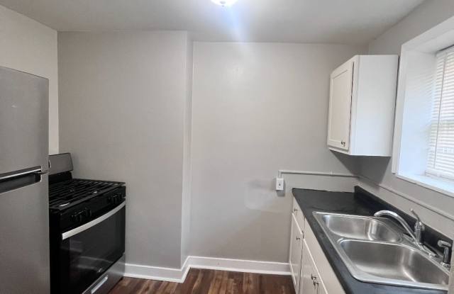 2711 165th St photos photos