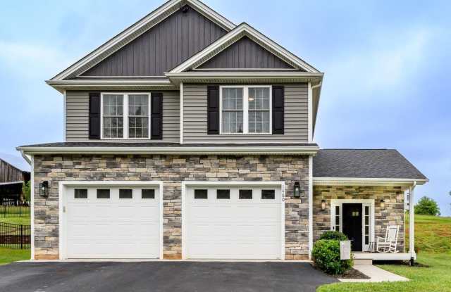 3 Bedroom Home in Goode - 1480 Pilgrim Road, Bedford County, VA 24556