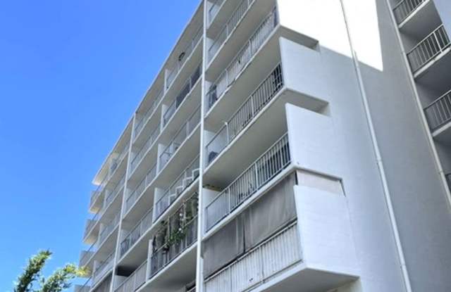 PET-FRIENDLY MOILIILI UNIT FOR RENT – AVAILABLE NOW Gallery 1