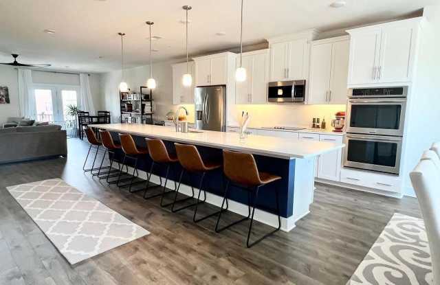 222 VAN BUREN Street unit: 21 - 222 Van Buren Street, Herndon, VA 20170