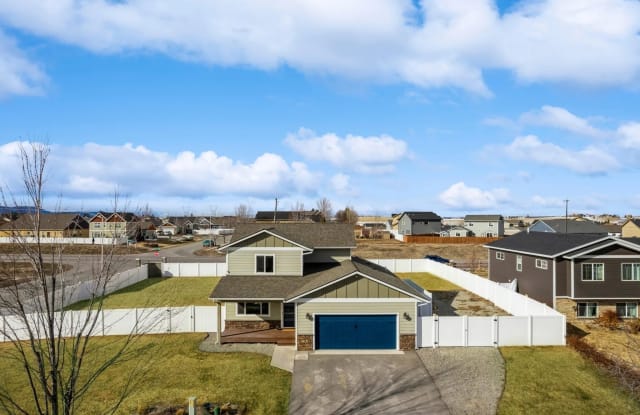 235 Battle Ridge Dr - 235 Battle Ridge Drive, Kalispell, MT 59901