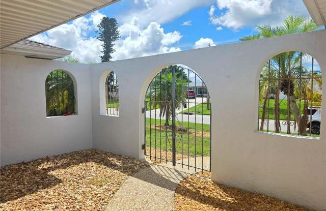 1379 CAMBRIDGE Drive Gallery 4