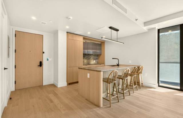400 West 38th Street Gallery 3
