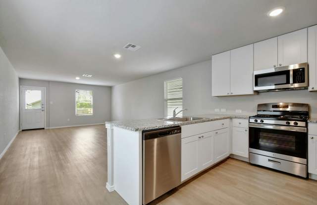 4250 Thalweg Way Gallery 3