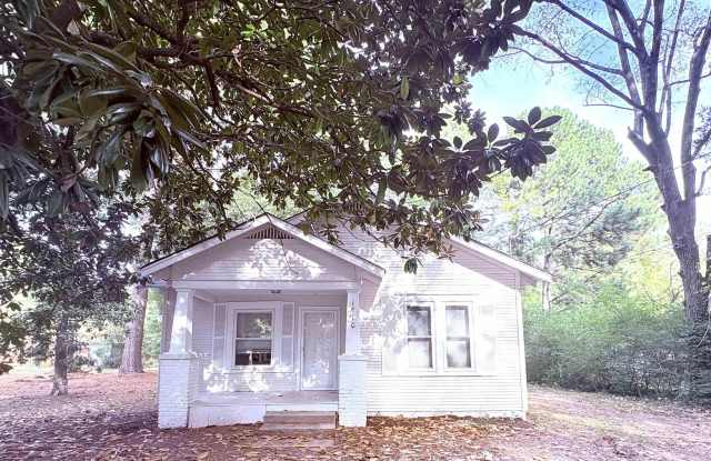 1910 Washington Avenue Gallery 1