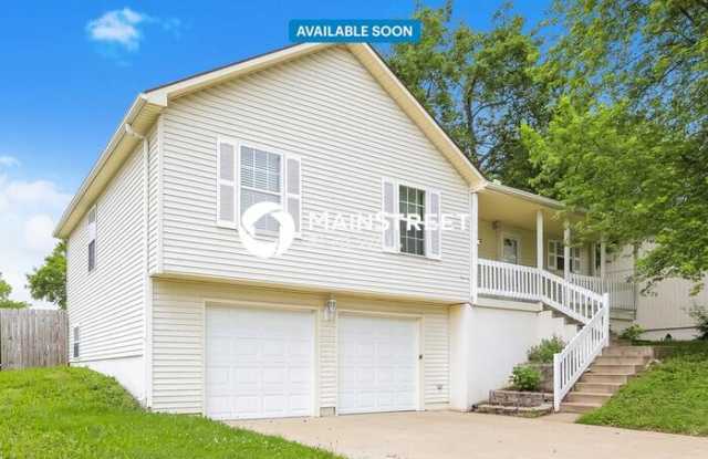 1100 Northeast Ridgeview Drive photos photos