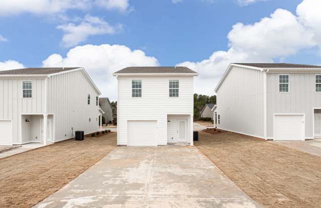 715 W. Vincent Drive in The Village At Lantern Walk - Pre-leasing July 2026! photos photos