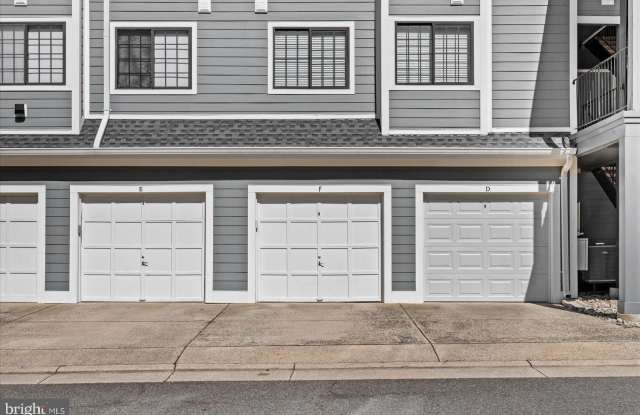 6000-F MERSEY OAKS Way unit: 1F - 6000 Mersey Oaks Way, Kingstowne, VA 22315