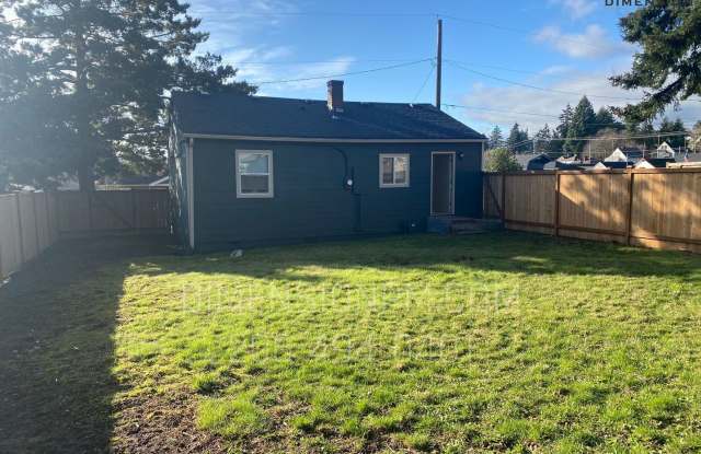Charming Rambler 2-Bedroom Home with Fully Fenced Yard in Bremerton! photos photos Charming Rambler 2-Bedroom Home with Fully Fenced Yard in Bremerton! photos photos