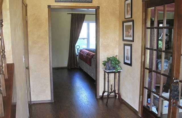 1301 Devonshire Court Gallery 2