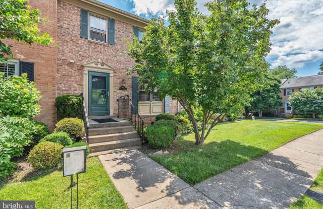 2827 FLAGMAKER DRIVE photos photos