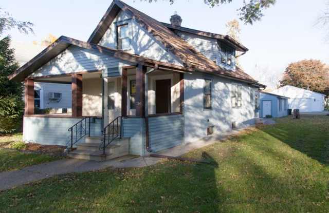 330 Bay Street - 330 Bay Street, St. Paul, MN 55102