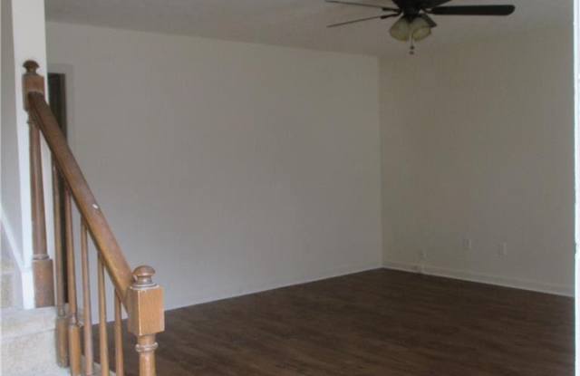 1594 Pirkle Rd. Gallery 2