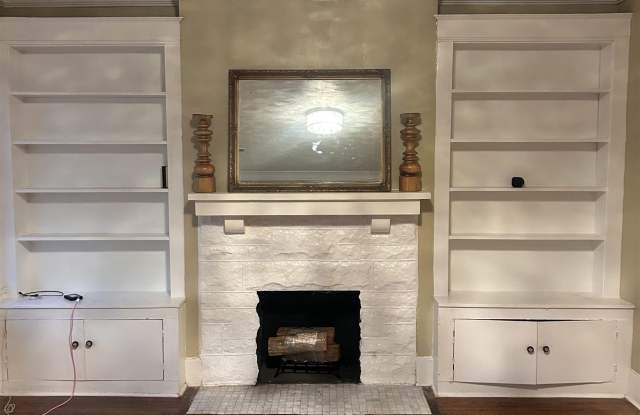 1804 FOSTER Ave Gallery 2