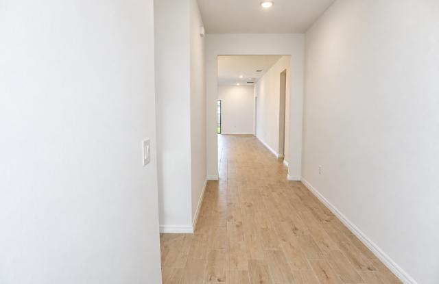 1824 Horsetail Drive Gallery 4