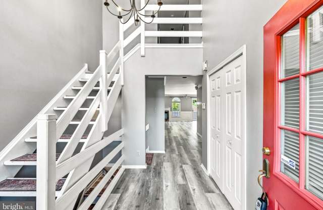 103 GREENBROOK Court Gallery 3