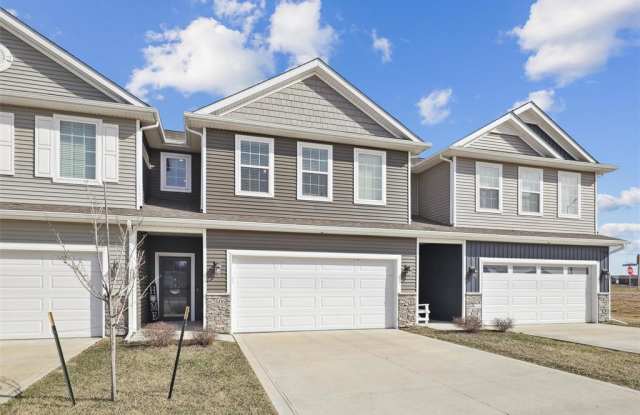 2606 Northwest 35th Lane - 1 photos photos