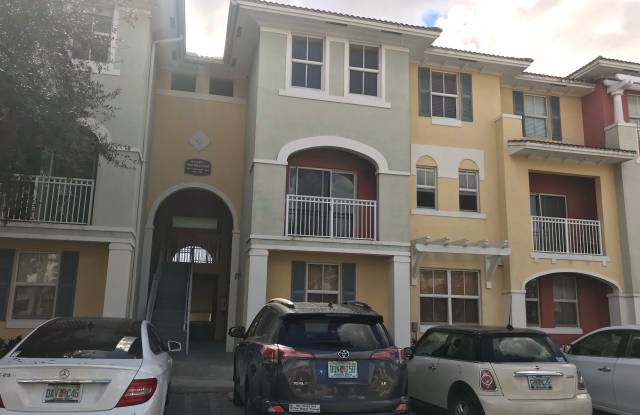 10902 NW 83 ST #209. DORAL Gallery 2