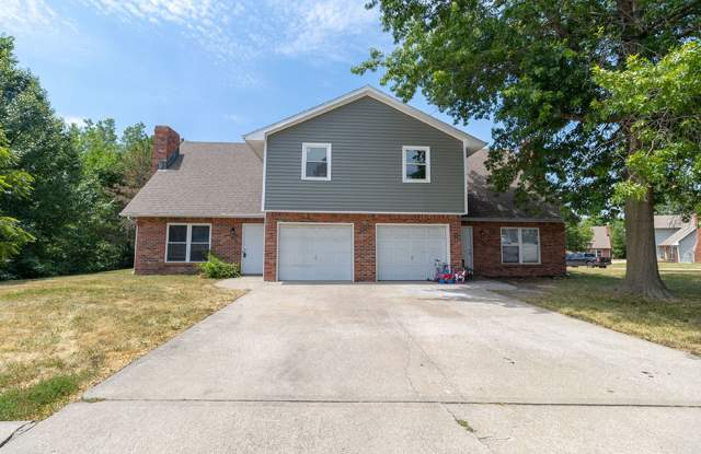 3 Bedroom Southside Duplex - 3609 Hermitage Road, Columbia, MO 65201