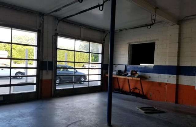 2914 Veterans Memorial Highway SW Gallery 2
