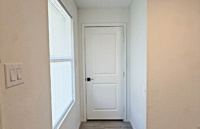 13923 Wool Pk Gallery 4
