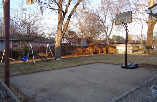 Great 3 bedroom 2 bath rancher at an amazing location! NO showings before 9/1/25 photos photos
