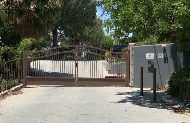 4210 Vanetta Drive Gallery 2
