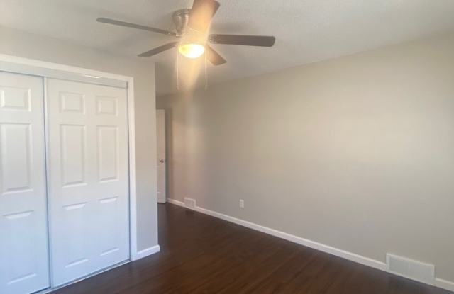 4507 North Askew Avenue Gallery 3