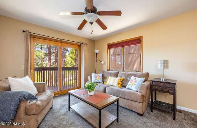 2605 N Pinon Ridge photos photos