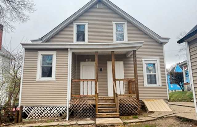 Sliker Home photos photos