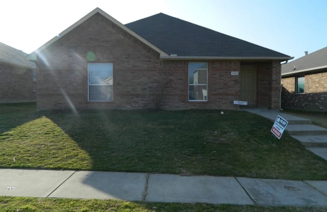 7531 Concordia Ln - 7531 Concordia Lane, Dallas, TX 75241