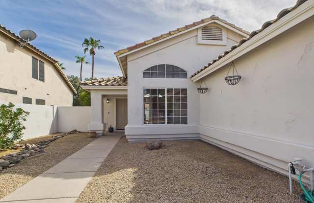 7125 W La Senda Drive - 7125 West La Senda Drive, Glendale, AZ 85310 7125 W La Senda Drive - 7125 West La Senda Drive, Glendale, AZ 85310