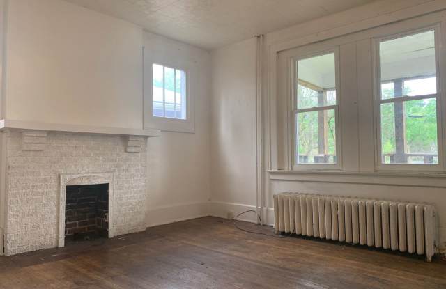 787 Willey Street Gallery 4